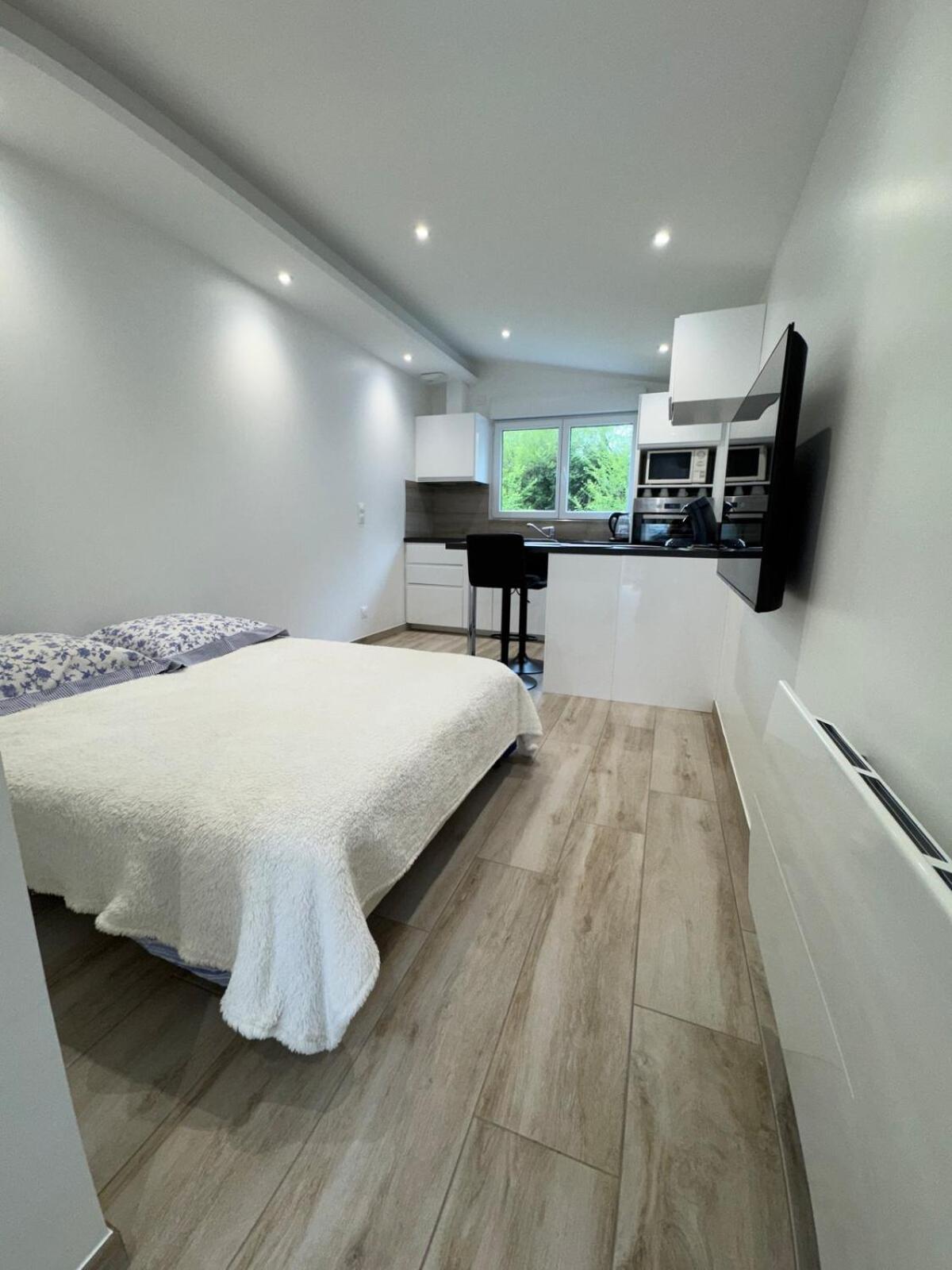 Neuf Tres Calme Apartment Poligny (Jura)